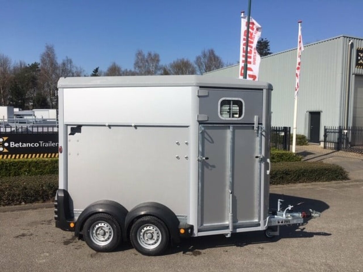 Ifor Williams HB 506 | Zilver | Voorlader