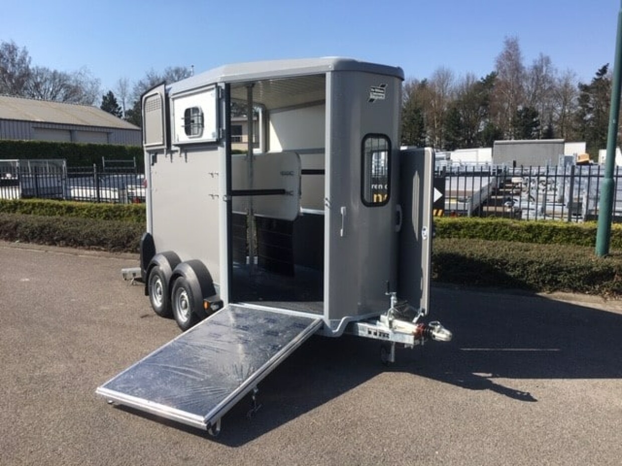 Ifor Williams HB 506 | Zilver | Voorlader