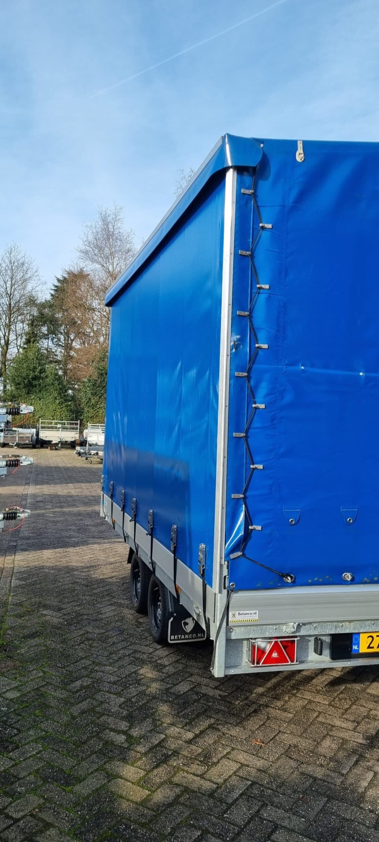 Hapert Azure H-2 | Schuifzeilen